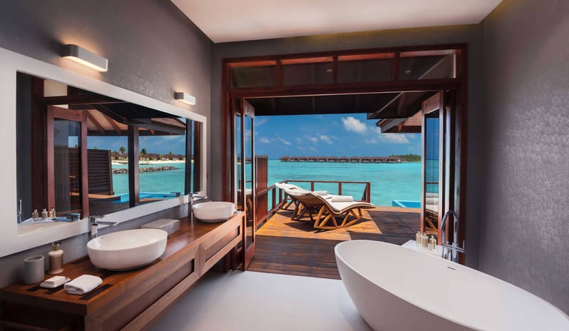 WATER VILLA WITH POOL BATHROOM_001